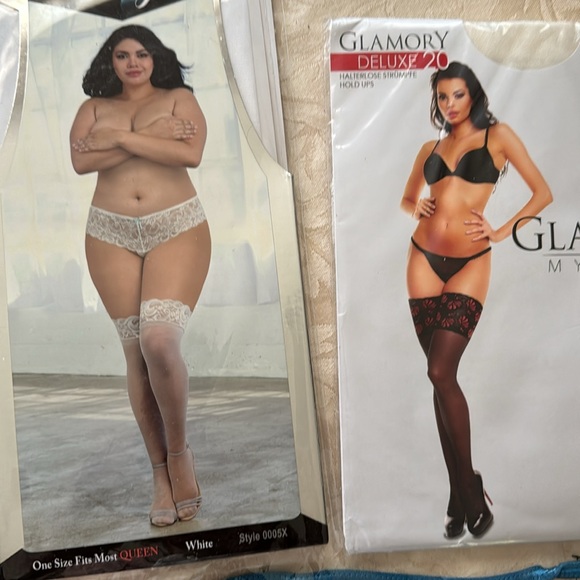 Intimate selection of 4 stockings and 3 lace panties, new, size 1x 2x - Picture 3 of 5